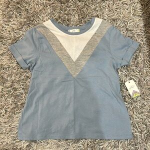 Blue‎ Glitz Brand Tee. Girls Medium.